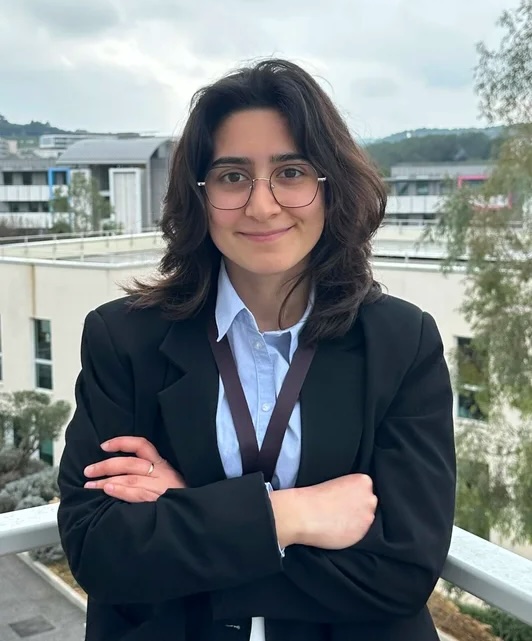 Méline Akkus, psychologue du travail et fondatrice d'AveniRH CONSEIL